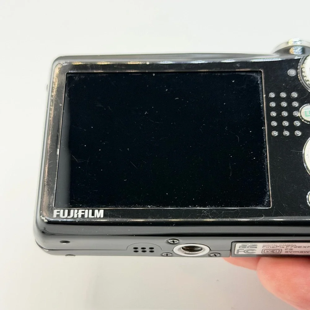 Fujifilm FinePix F72EXR Digital Camera Black 10x Optical Zoom Bundle SD Card